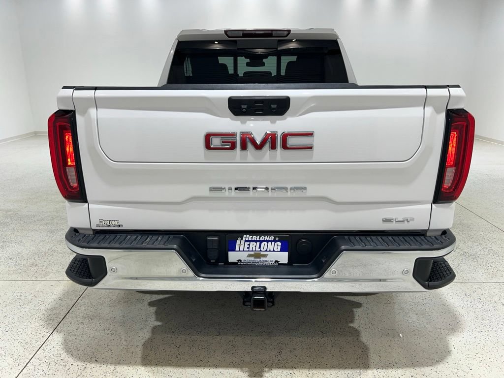Used 2023 GMC Sierra 1500 SLT w/ SLT Premium Plus Package RWD image 4