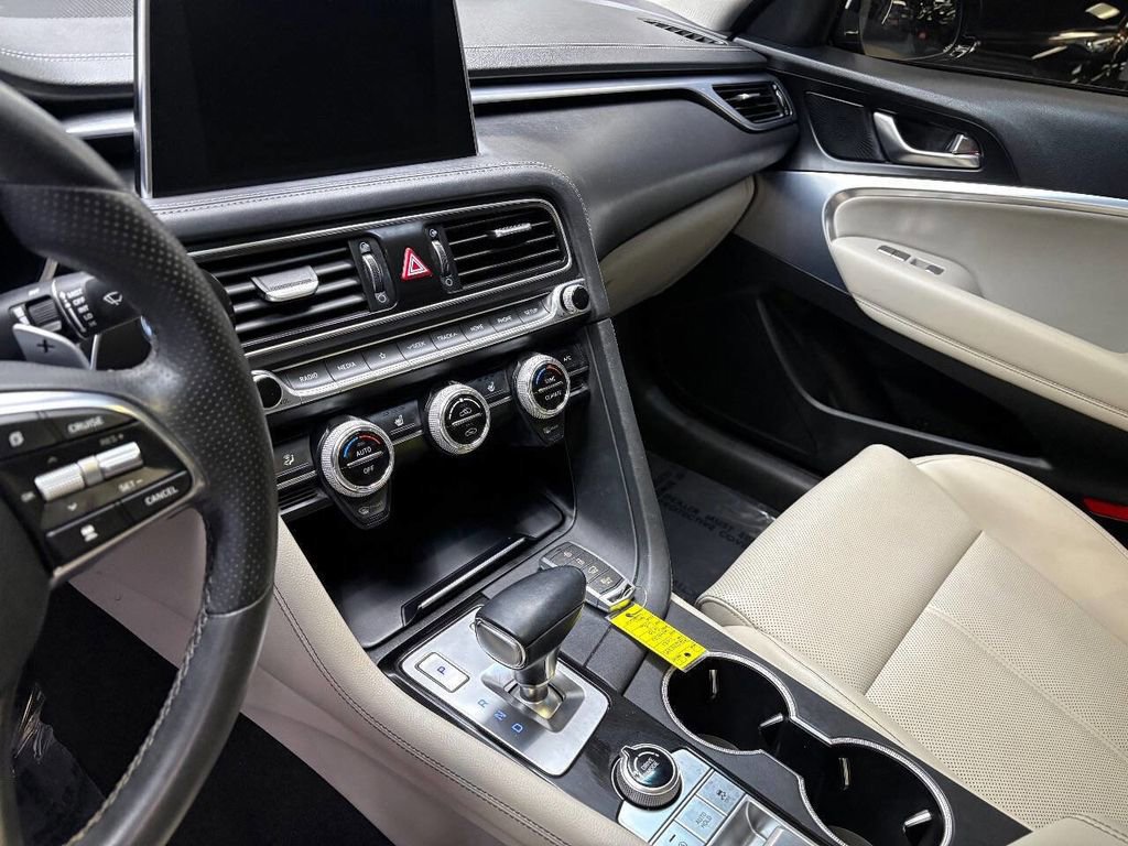 Used 2021 Genesis G70 2.0T AWD/4WD image 19