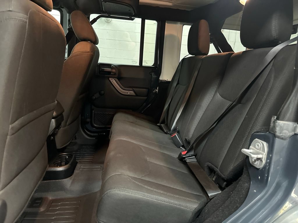 Used 2018 Jeep Wrangler Unlimited Sport AWD/4WD image 23