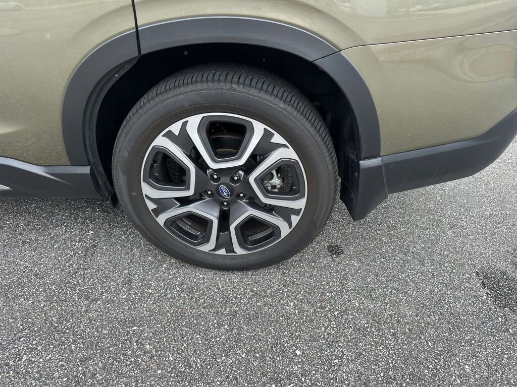 Used 2024 Subaru Ascent Touring w/ Popular Package #2 image 10