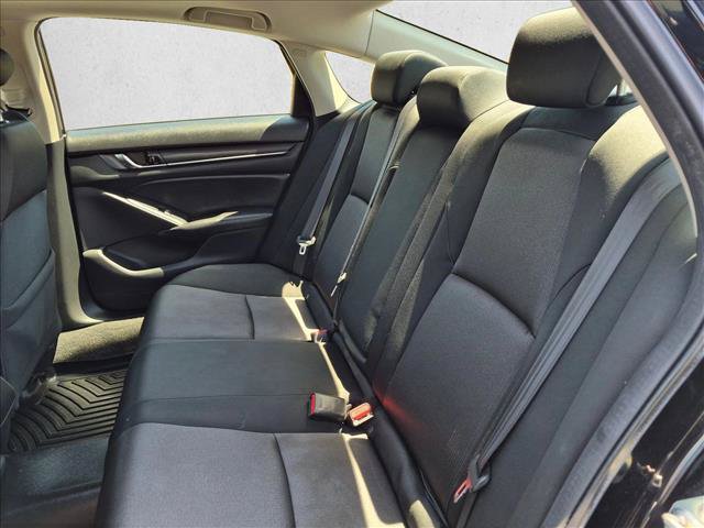 Used 2019 Honda Accord EX image 18