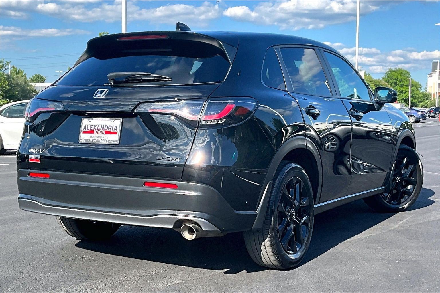 Used 2023 Honda HR-V Sport image 12