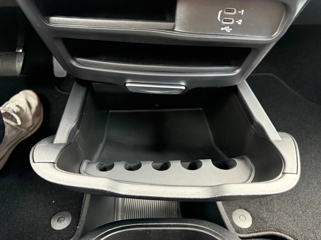 New 2026 Chrysler Pacifica Select FWD image 24