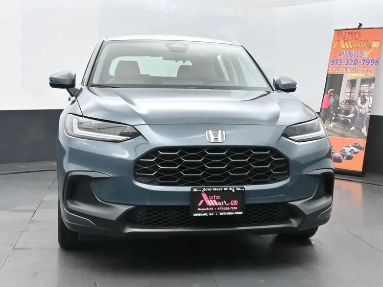 Used 2024 Honda HR-V LX image 3