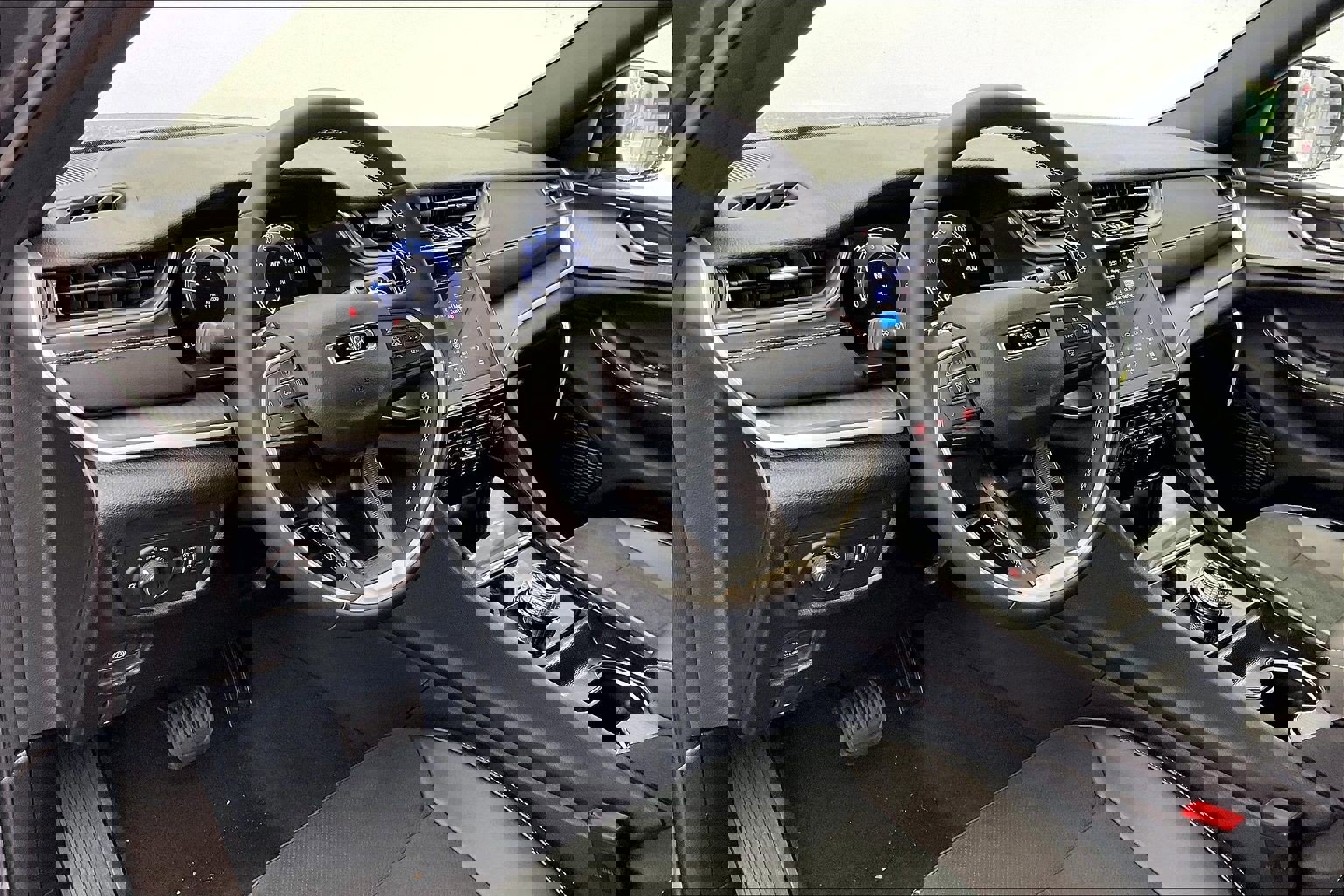 New 2025 Jeep Grand Cherokee L Altitude image 4