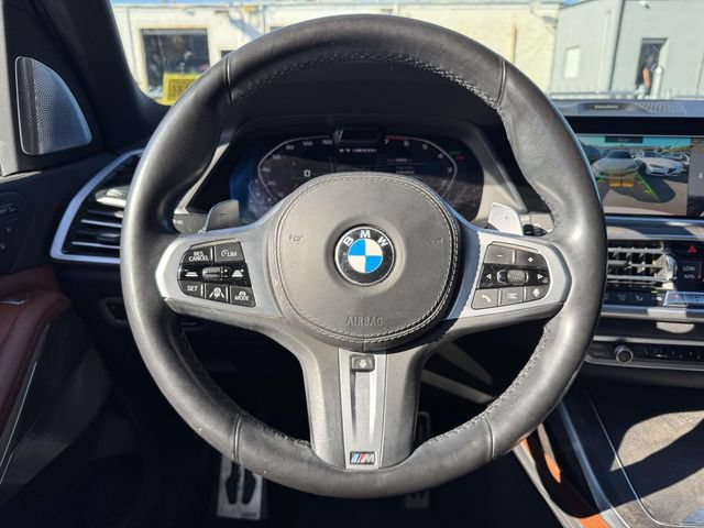 Used 2021 BMW X7 M50i AWD/4WD image 21