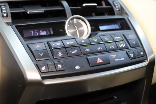 Used 2015 Lexus NX 200t FWD w/ Luxury Package image 19