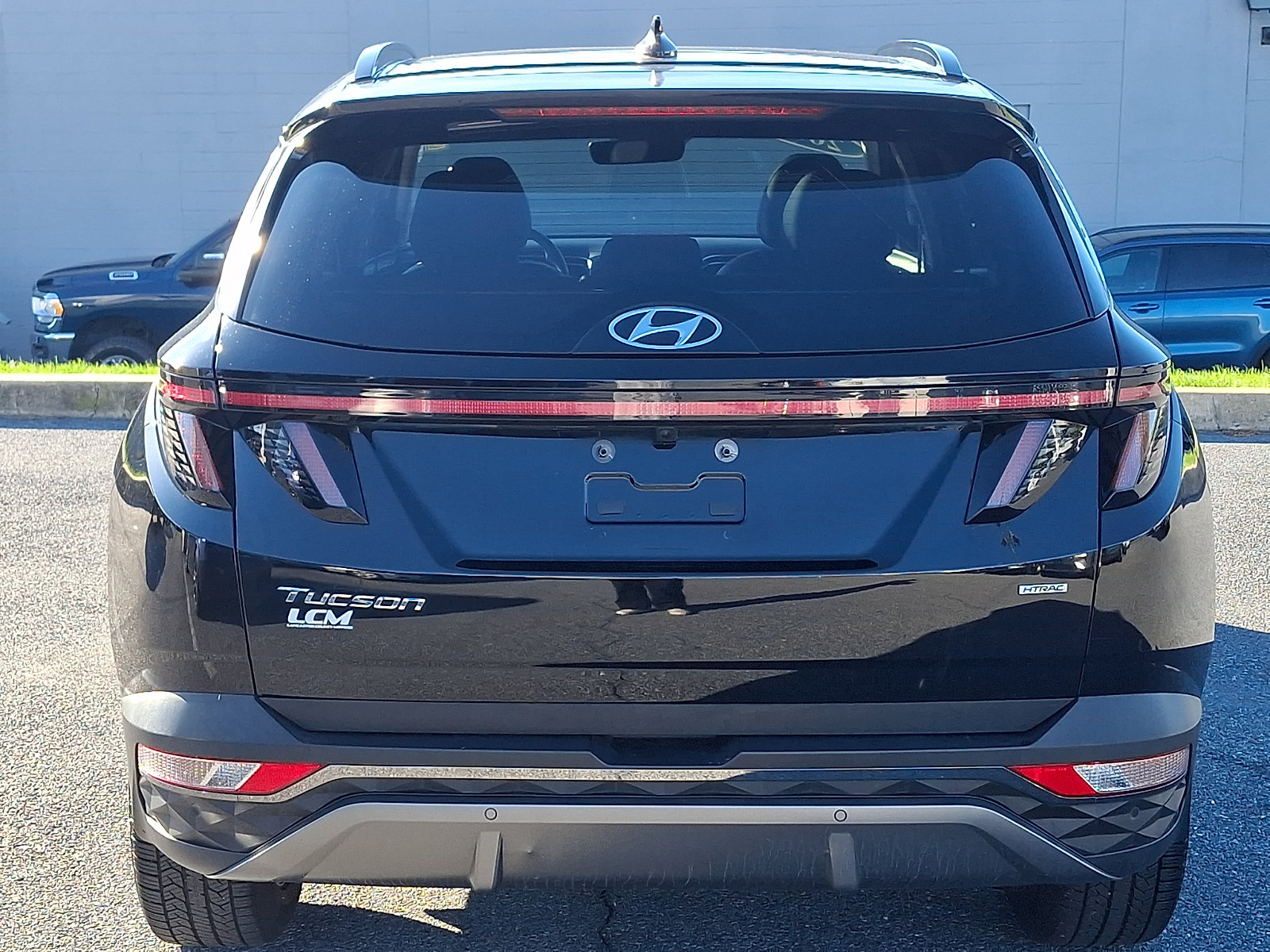 Certified 2022 Hyundai Tucson Limited w/ Cargo Package AWD/4WD image 6