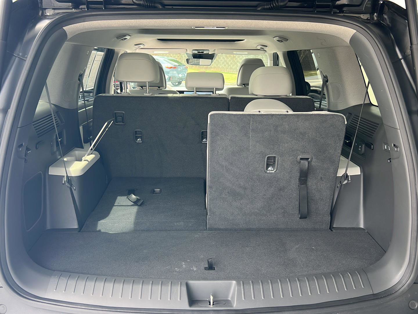 Used 2024 Hyundai Santa Fe Limited image 35