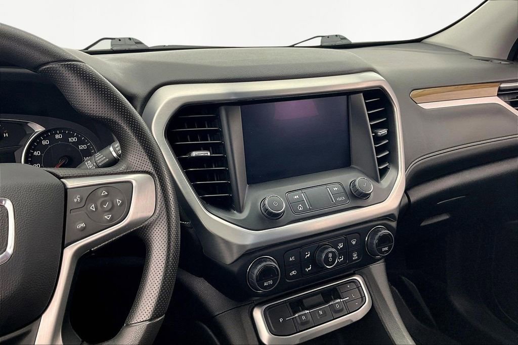 Used 2023 GMC Acadia SLE w/ Driver Convenience Package image 6