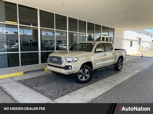 Used 2016 Toyota Tacoma TRD Sport RWD image 1