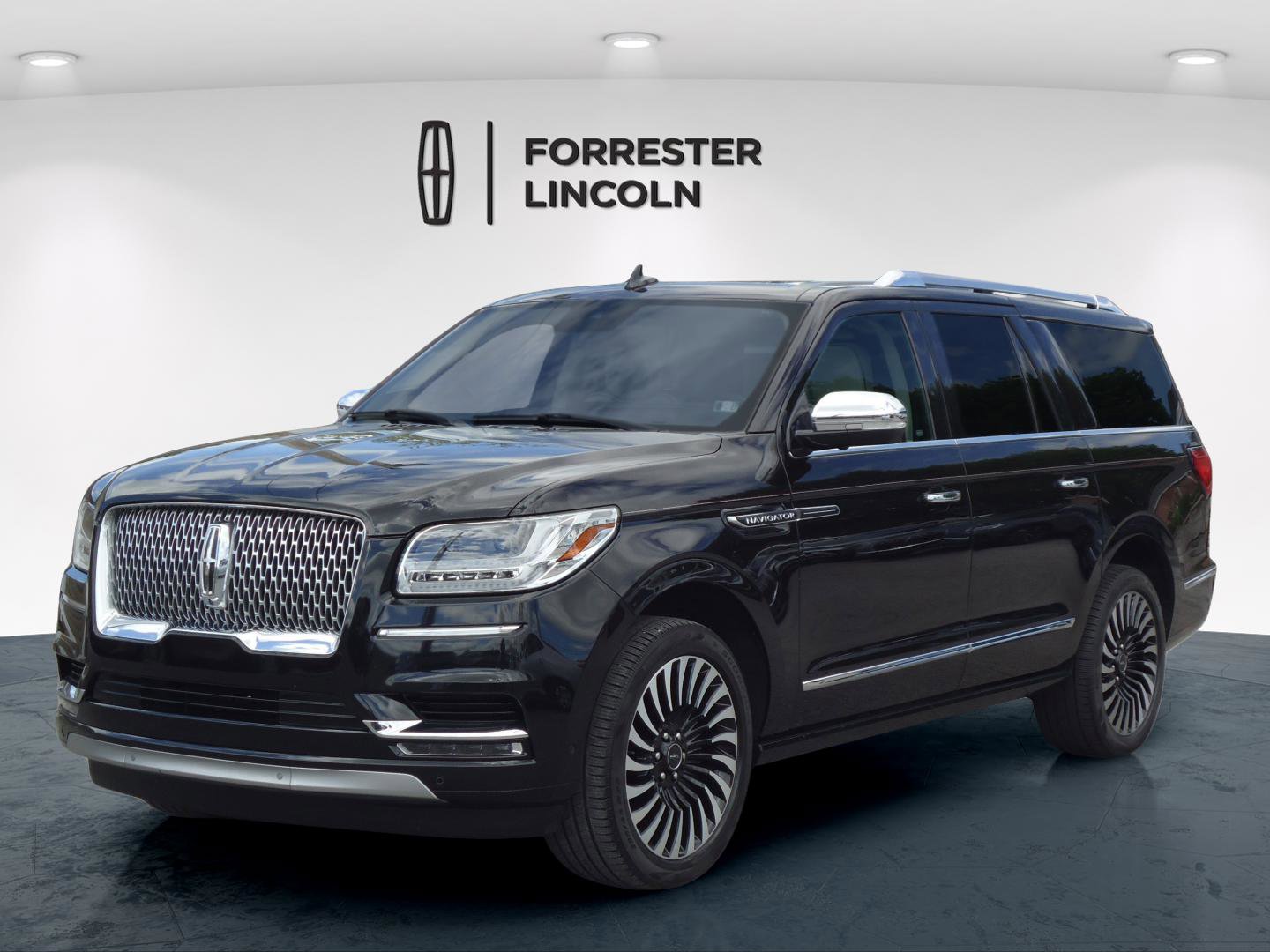 Used 2019 Lincoln Navigator L Black Label w/ Cargo Package AWD/4WD image 7