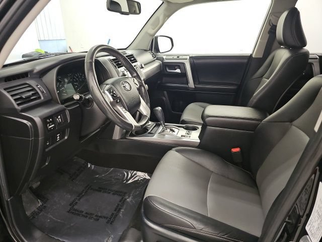 Used 2017 Toyota 4Runner SR5 Premium AWD/4WD image 14