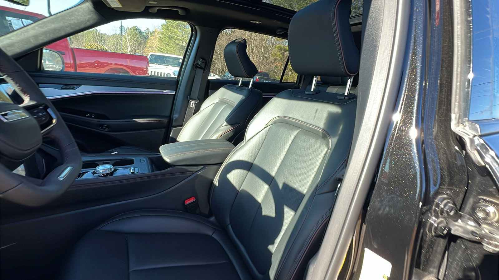 Used 2024 Jeep Wagoneer Launch Edition image 28