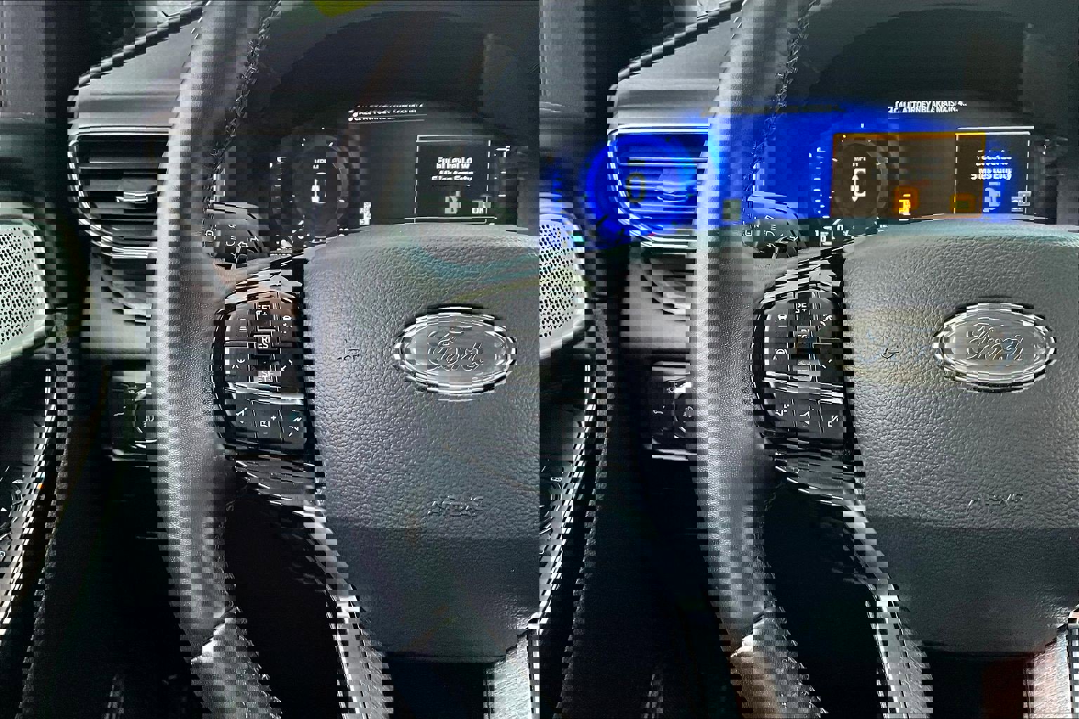 Used 2021 Ford Explorer Platinum w/ Equipment Group 601A image 11