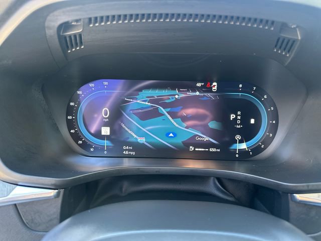 Used 2025 Volvo XC60 B5 Plus image 32