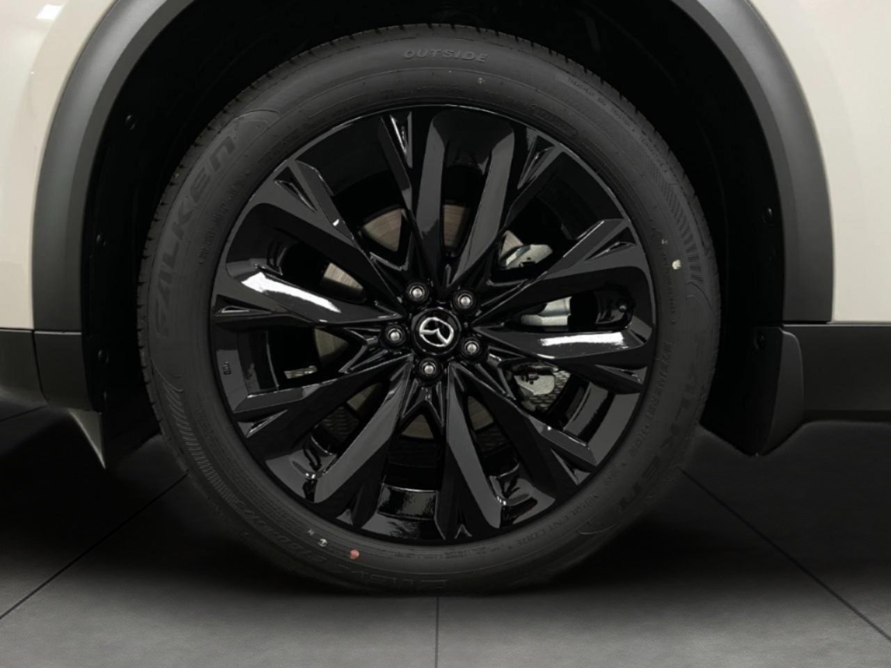 New 2025 MAZDA CX-90 Plug-In Hybrid w/Premium Sport AWD/4WD image 45