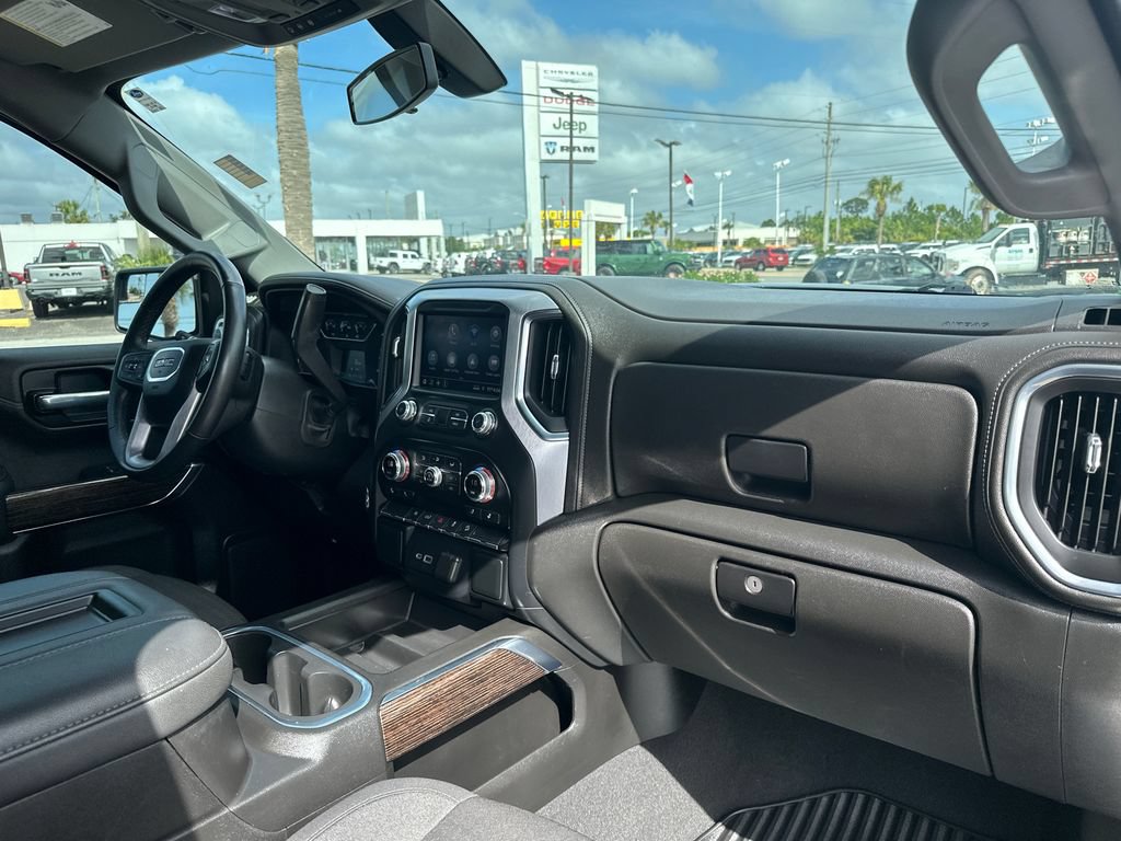 Used 2022 GMC Sierra 1500 Elevation w/ X31 Off-Road Package AWD/4WD image 19