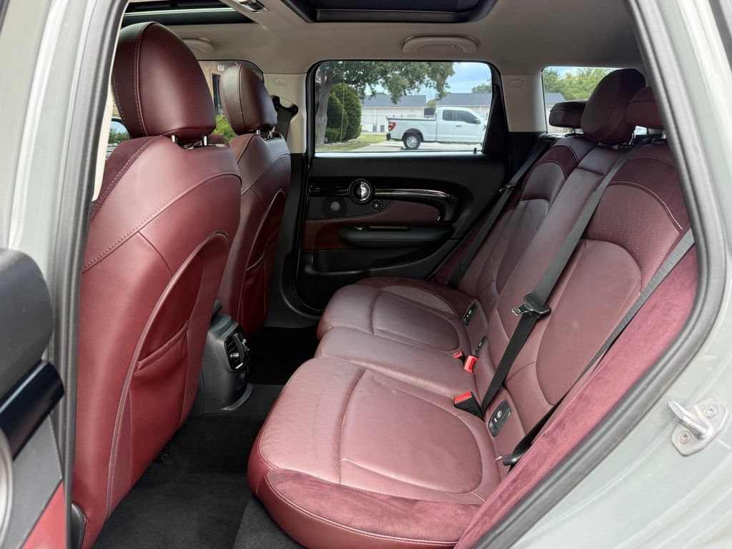 Used 2016 MINI Cooper Clubman FWD image 16