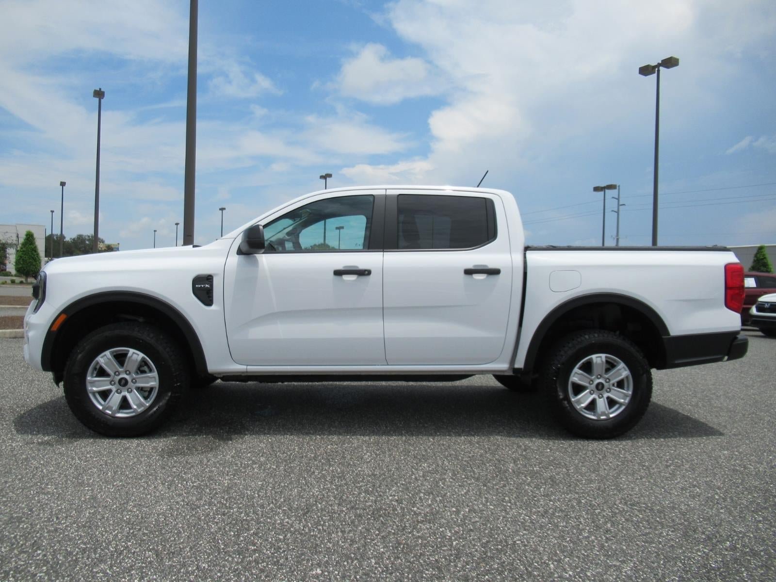 Used 2025 Ford Ranger XL RWD image 4