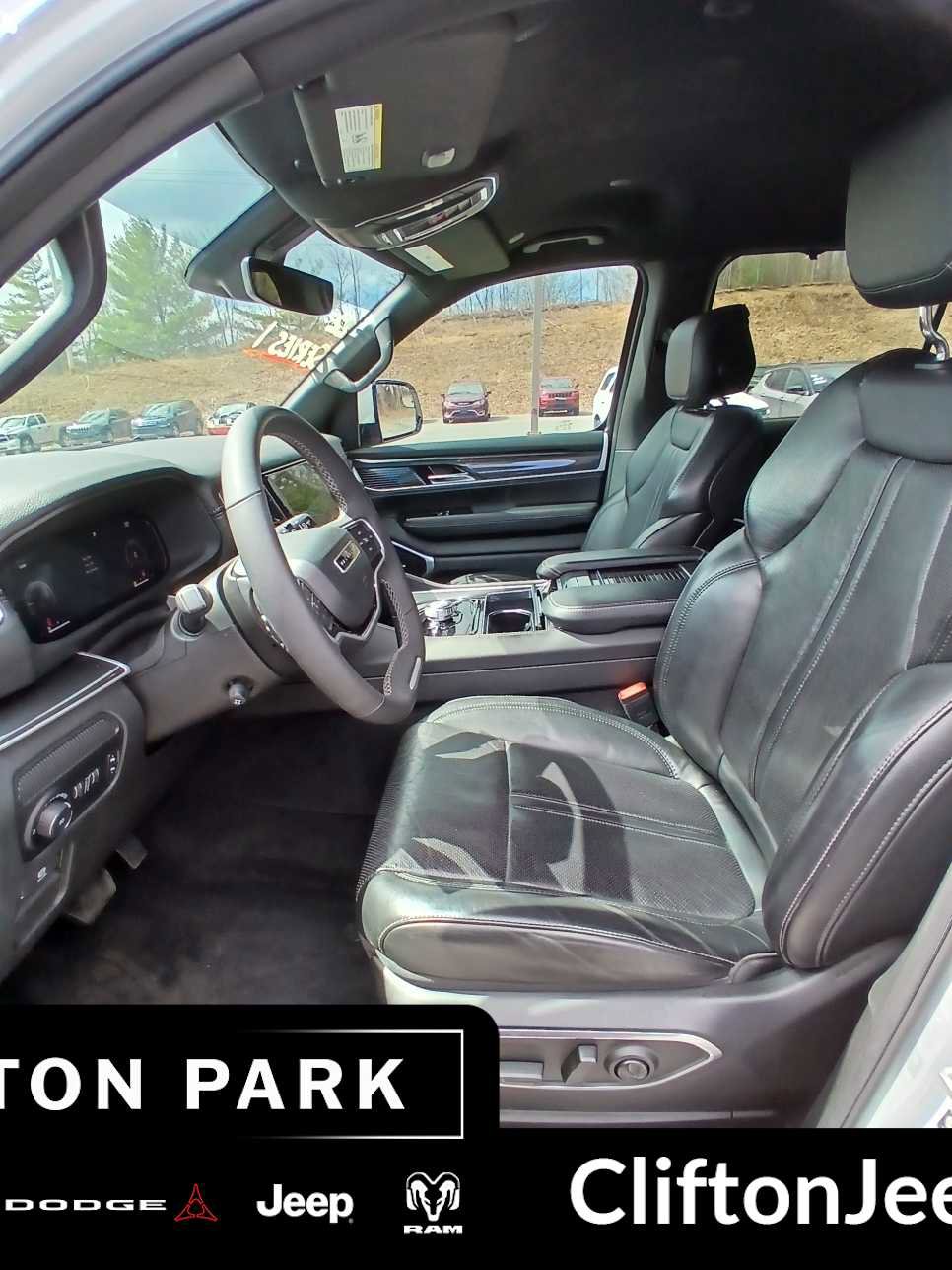 Used 2022 Jeep Wagoneer Series I w/ Convenience Group I AWD/4WD image 10