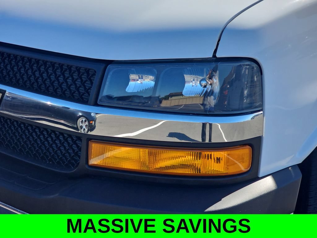 New 2023 Chevrolet Express 3500 w/ Power Convenience Package RWD image 31