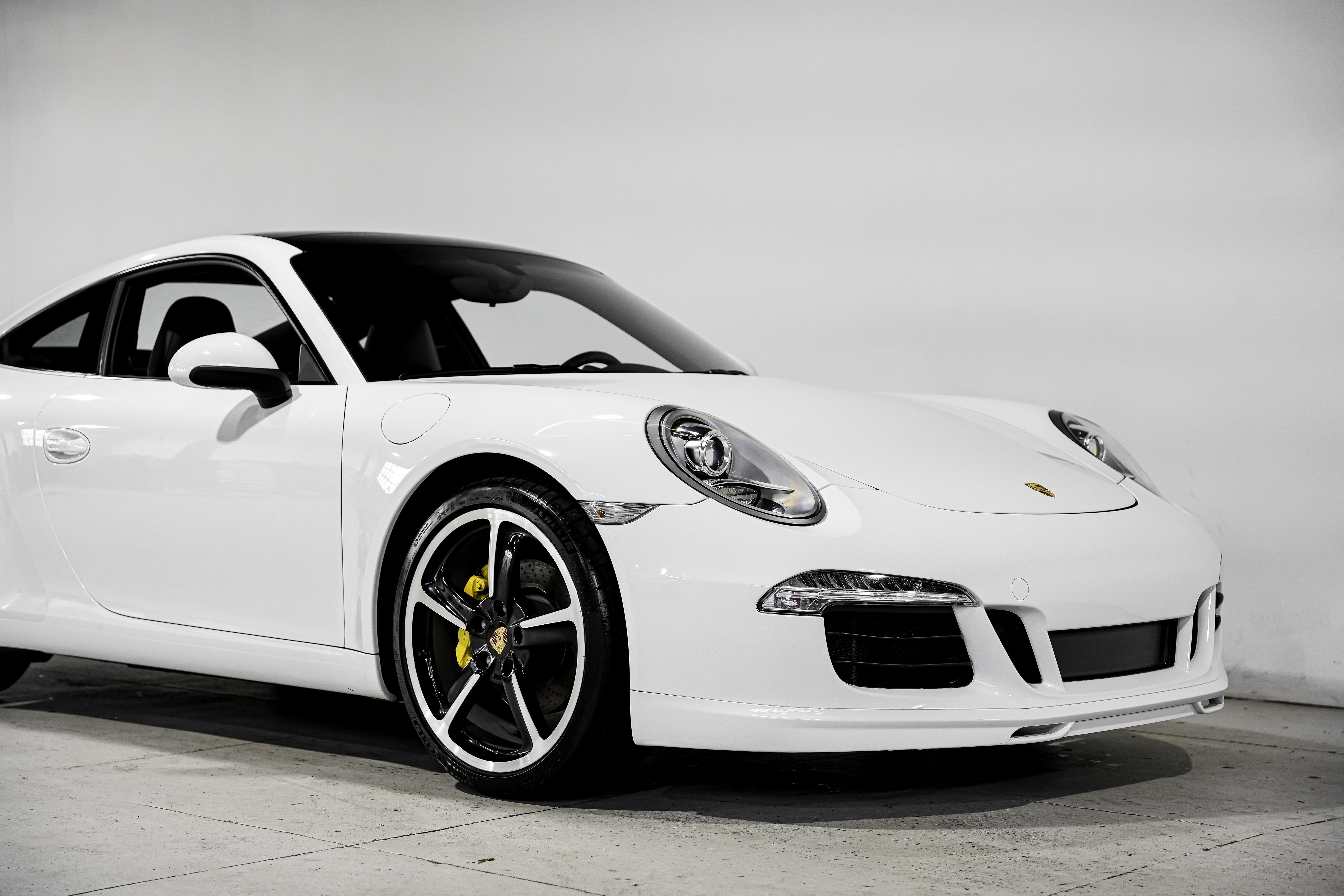 Used 2014 Porsche 911 Carrera image 40