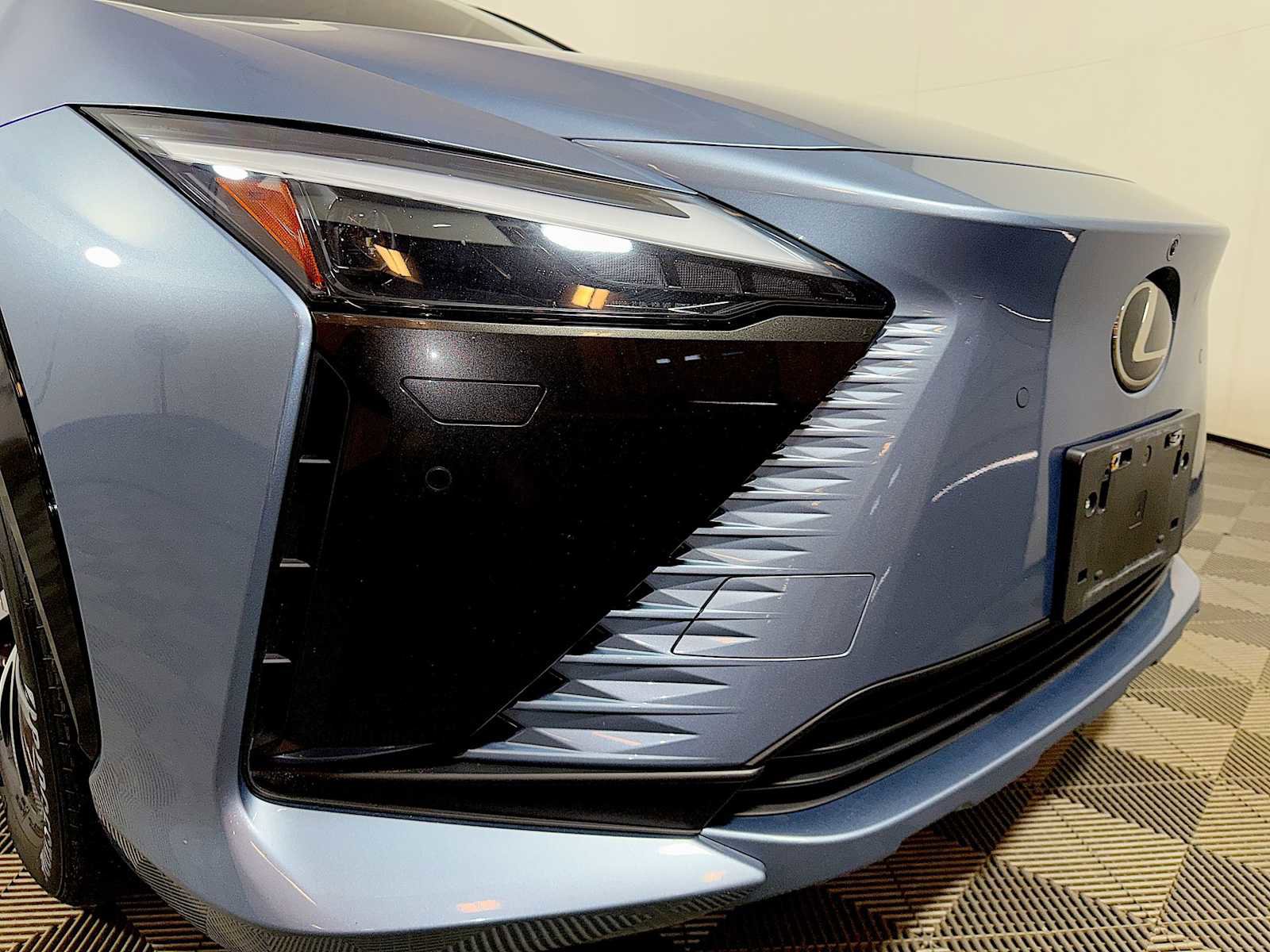 Used 2024 Lexus RZ 300e Premium w/ Accessory Package (Z1) FWD image 22