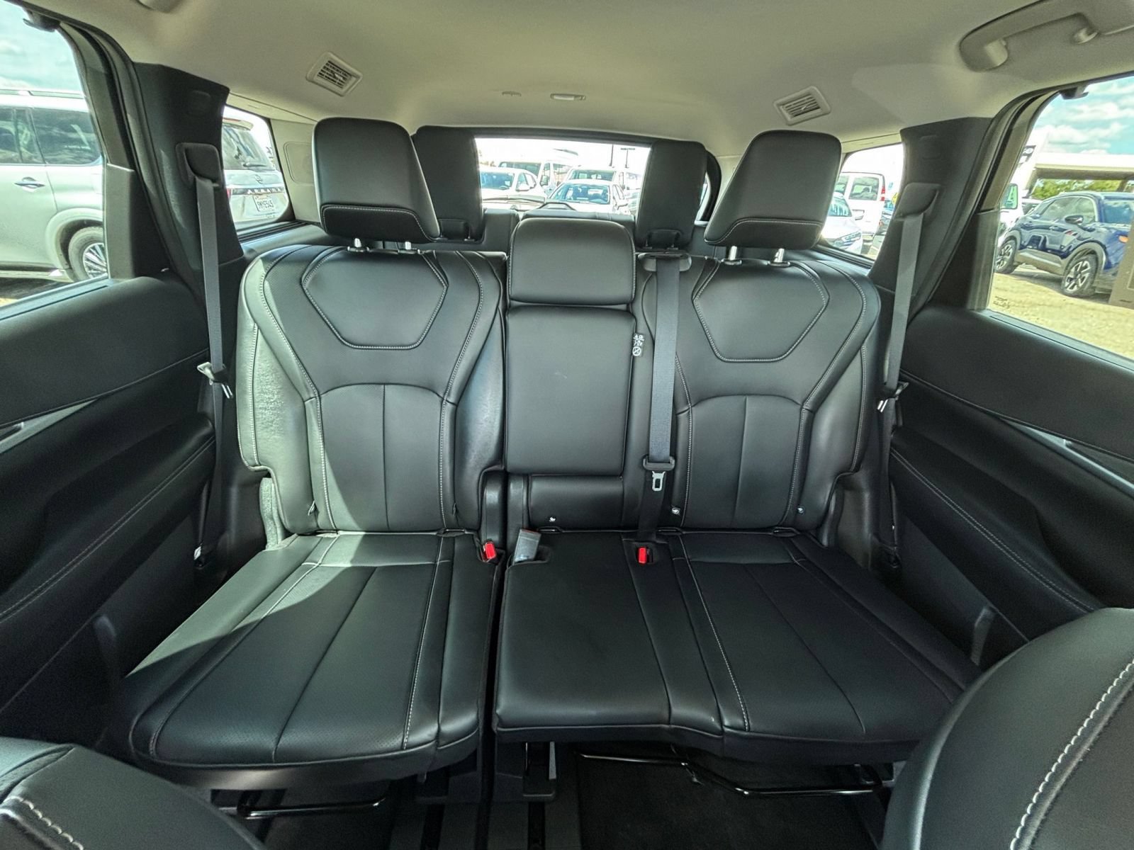 Used 2026 INFINITI QX60 Luxe AWD/4WD image 42