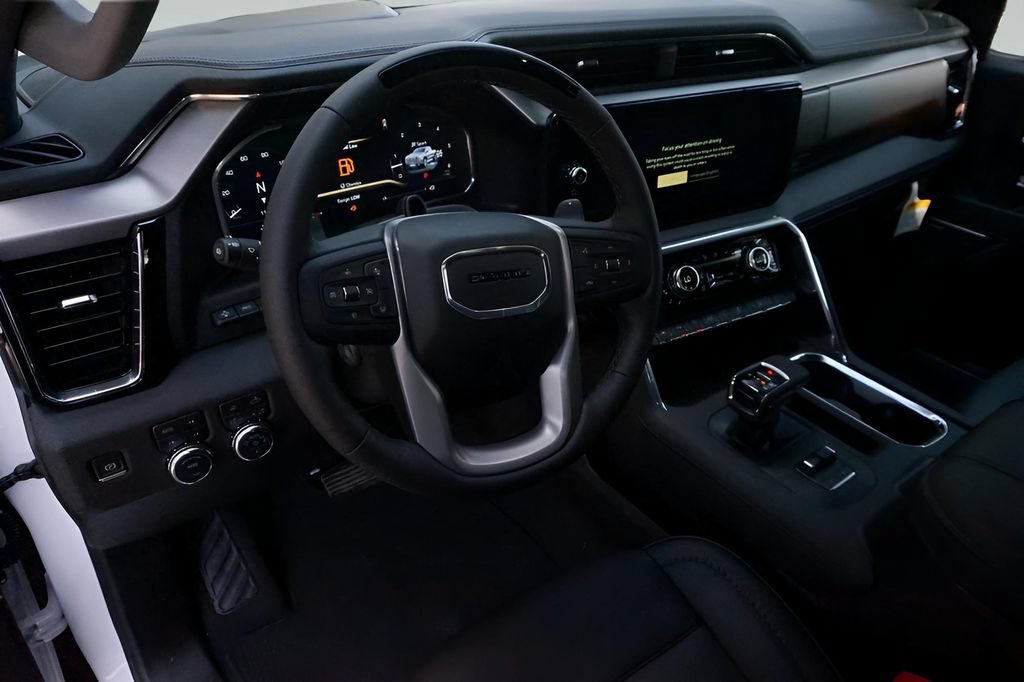 Used 2025 GMC Sierra 1500 Denali AWD/4WD image 8