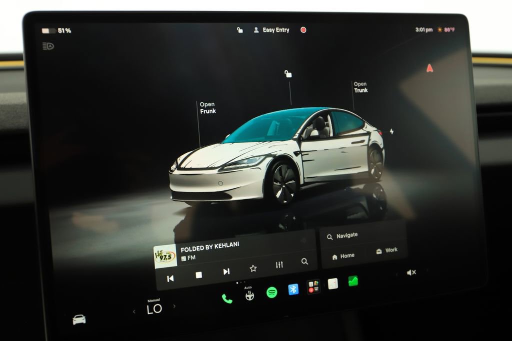 Used 2024 Tesla Model 3 Standard Range RWD image 26