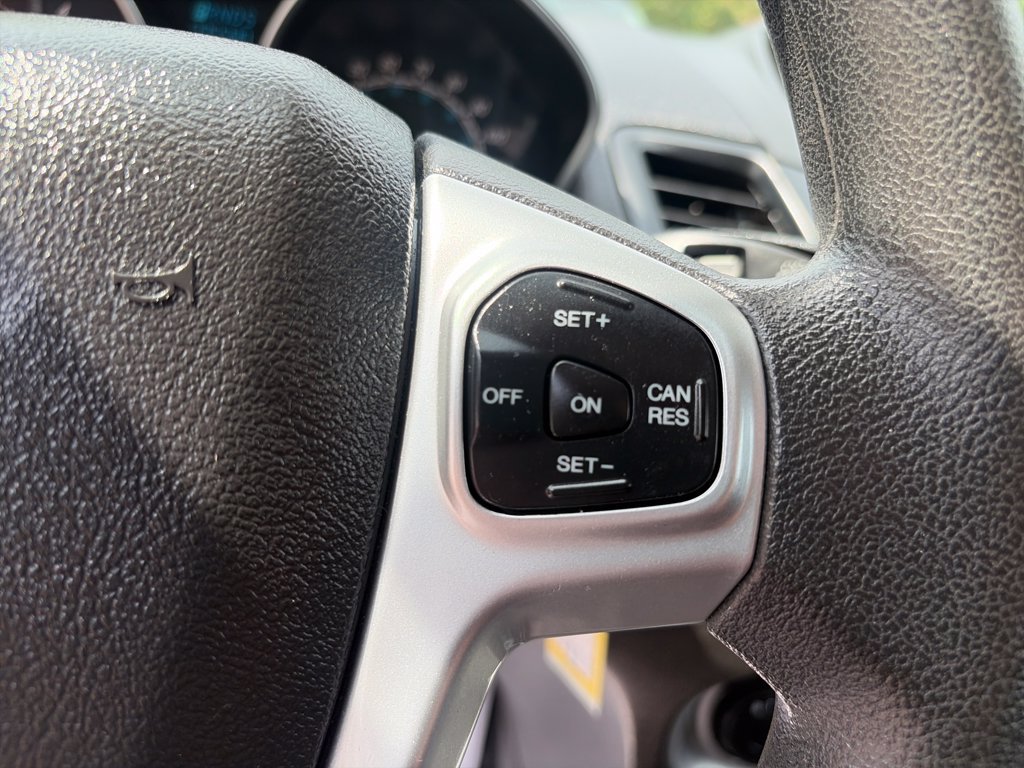 Used 2018 Ford Fiesta SE FWD image 31