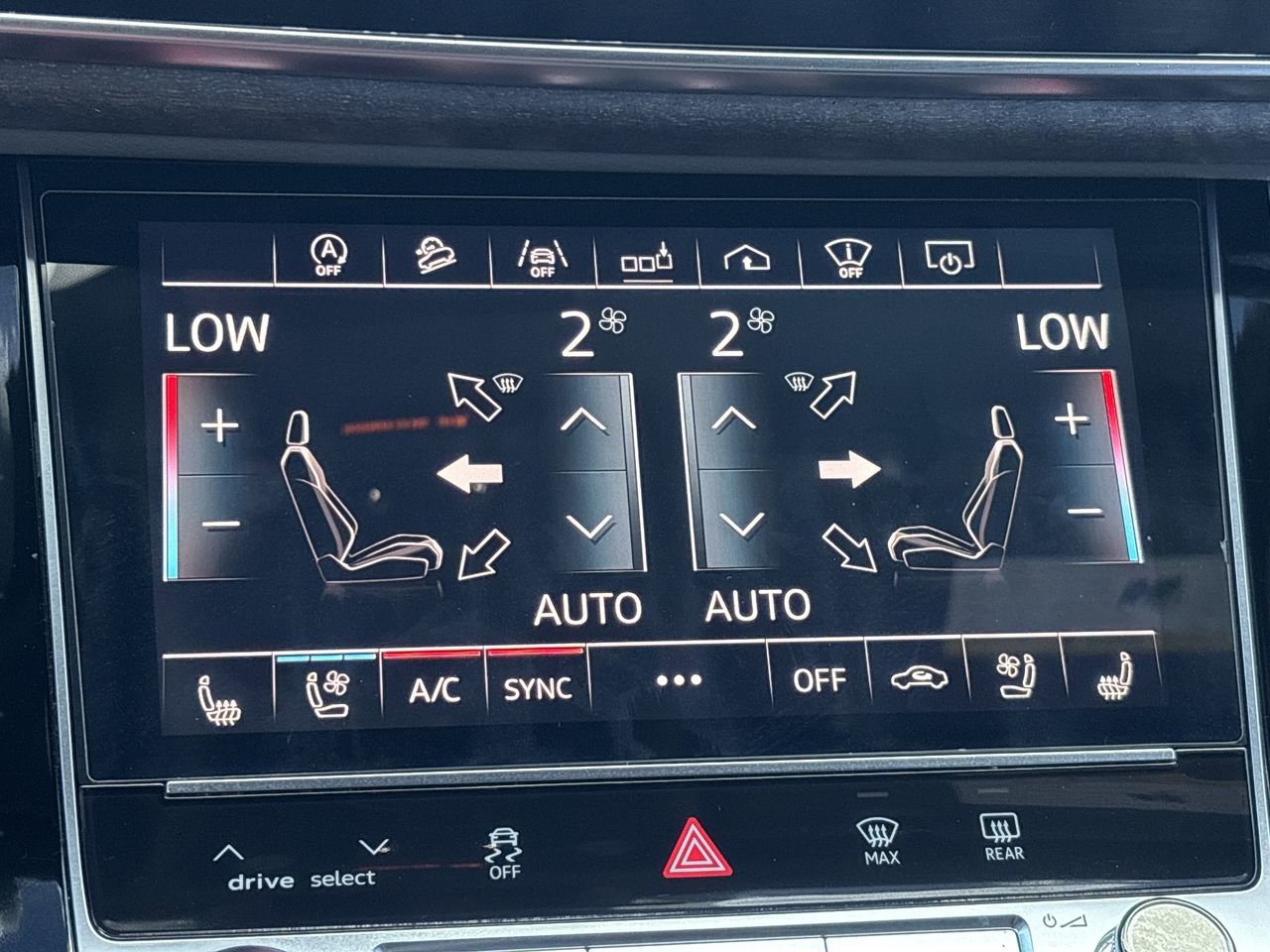 Used 2019 Audi Q8 Prestige AWD/4WD image 26