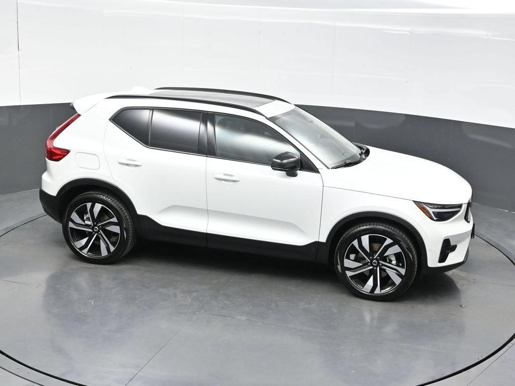 New 2026 Volvo XC40 B5 Ultra w/ Climate Package AWD/4WD image 37