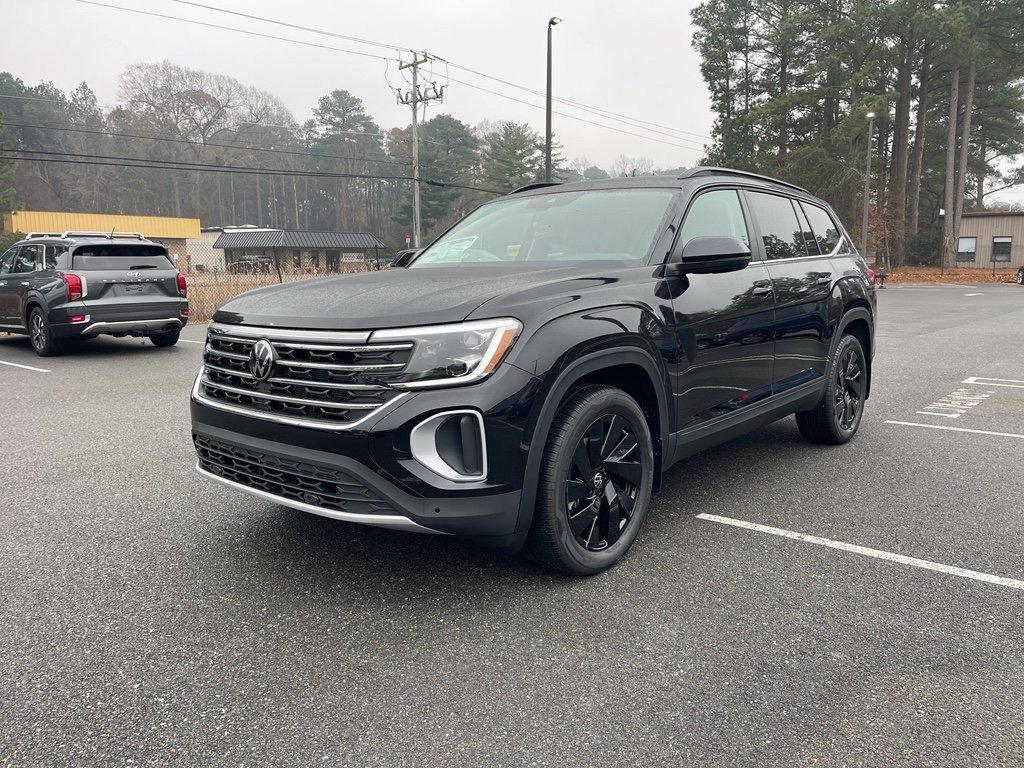 New 2026 Volkswagen Atlas SE AWD/4WD image 2