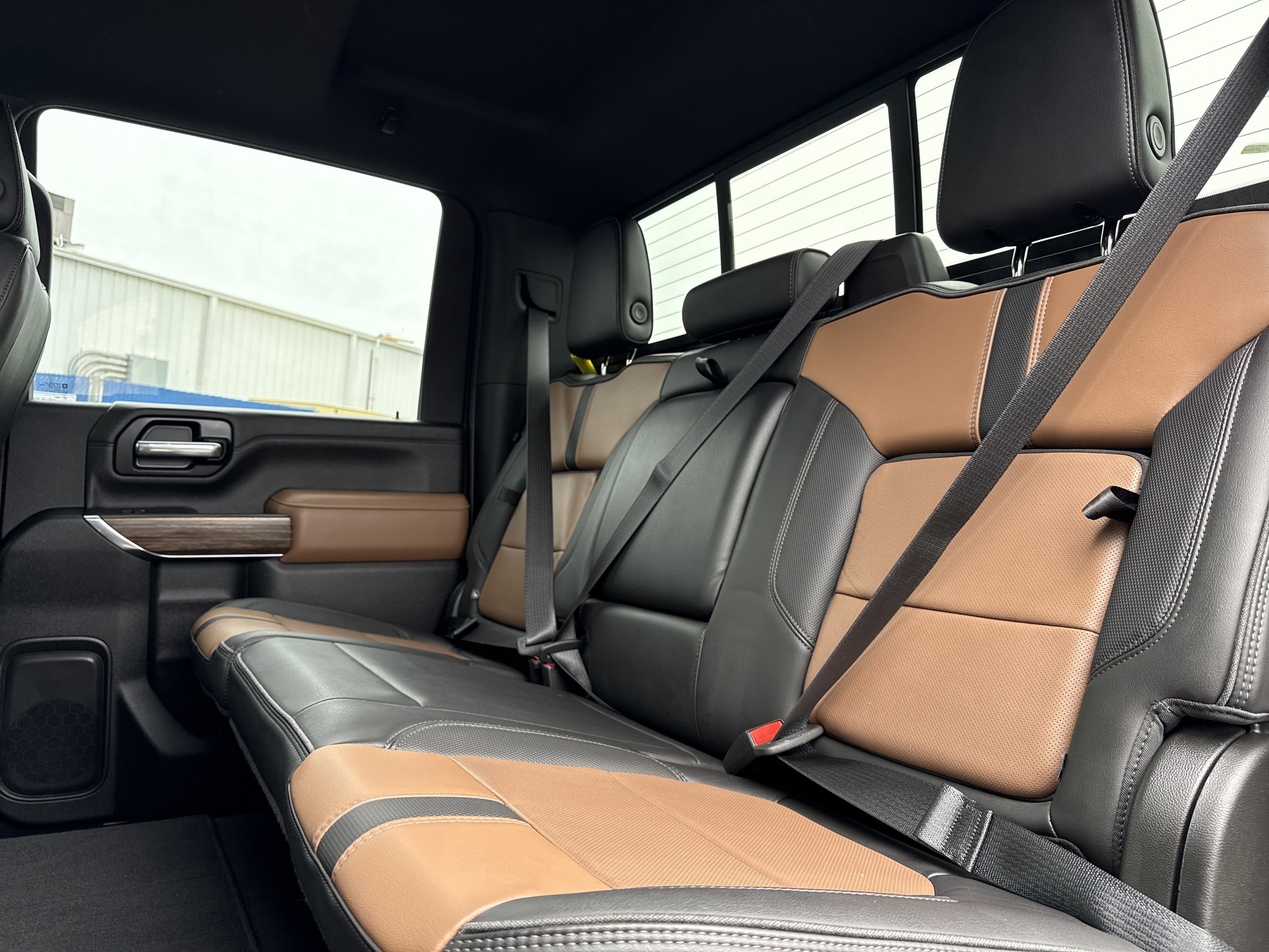 Used 2022 Chevrolet Silverado 2500 High Country w/ Z71 Off-Road Package image 26