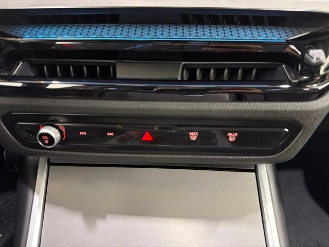 Used 2026 BMW M2 RWD image 34