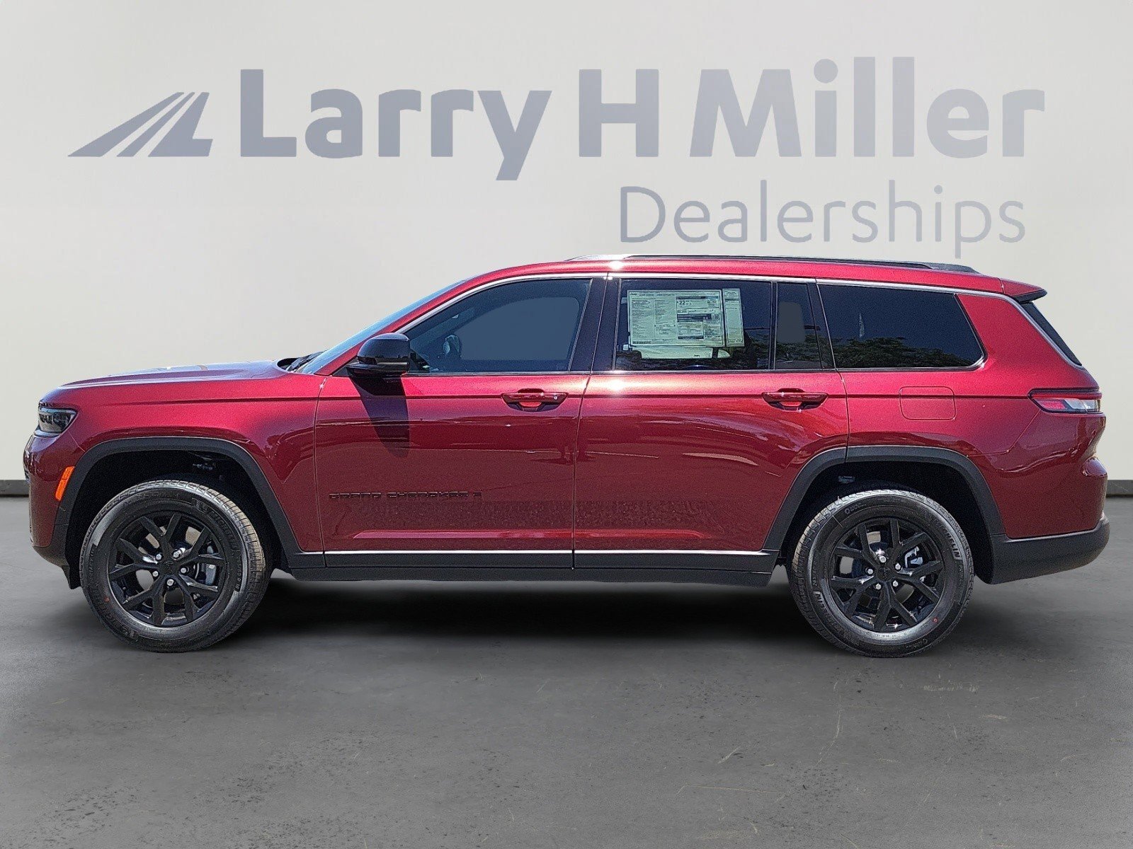 New 2026 Jeep Grand Cherokee L 4WD image 7