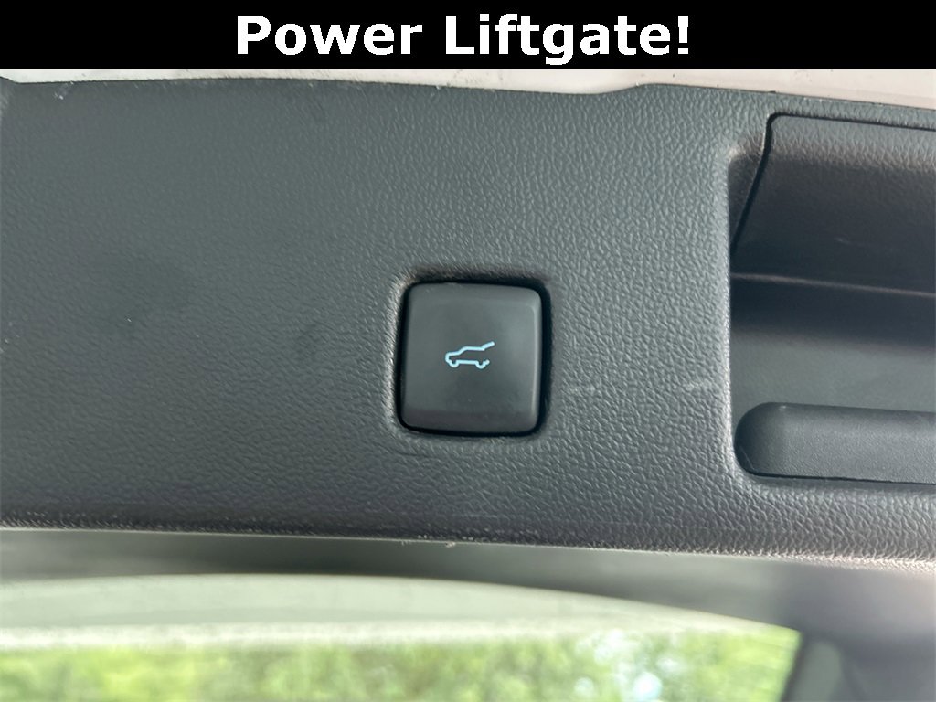 Used 2021 Ford Escape SEL image 40