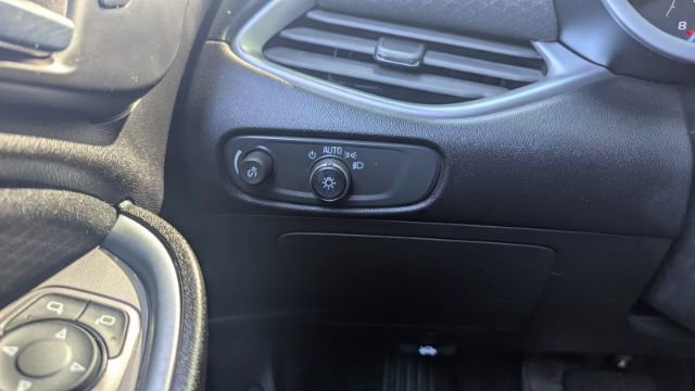 Used 2024 Chevrolet Malibu LT image 27