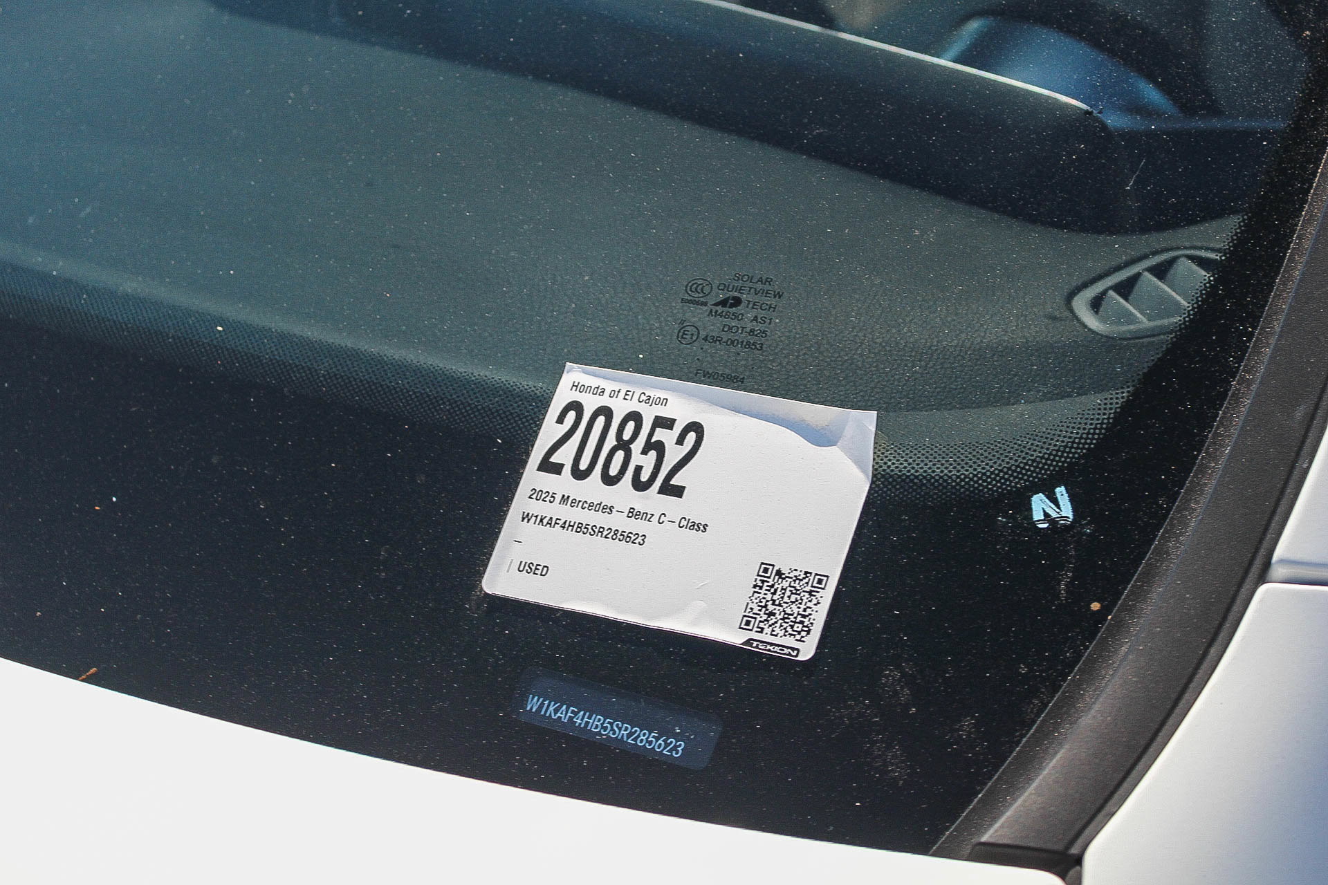 Used 2025 Mercedes-Benz C 300 4MATIC Sedan image 30