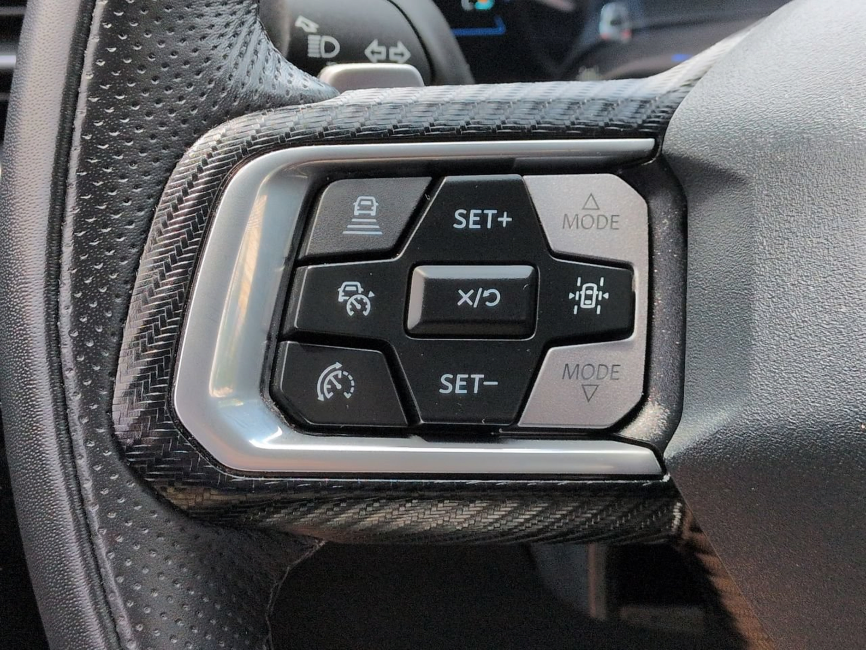 Used 2025 Ford Mustang GT Premium RWD image 29