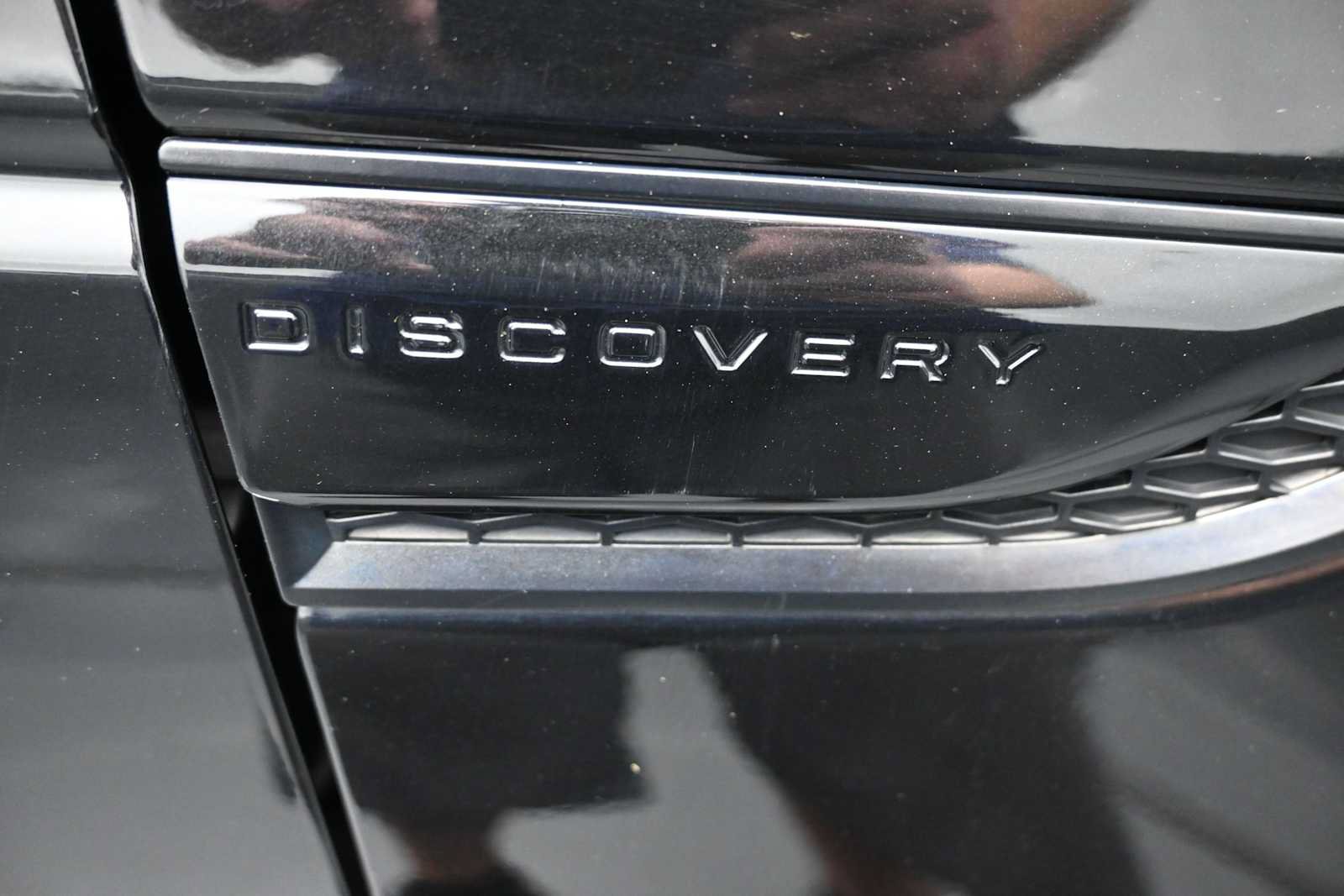 Used 2020 Land Rover Discovery Sport SE AWD/4WD image 11