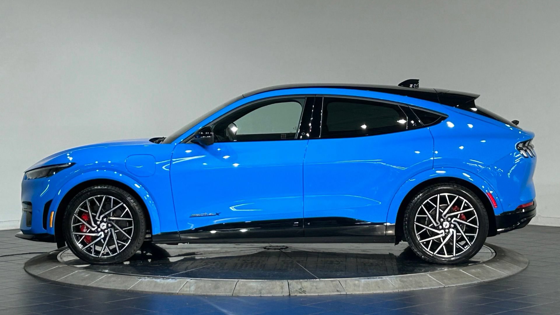 Used 2023 Ford Mustang Mach-E GT w/ GT Performance Edition AWD/4WD image 6