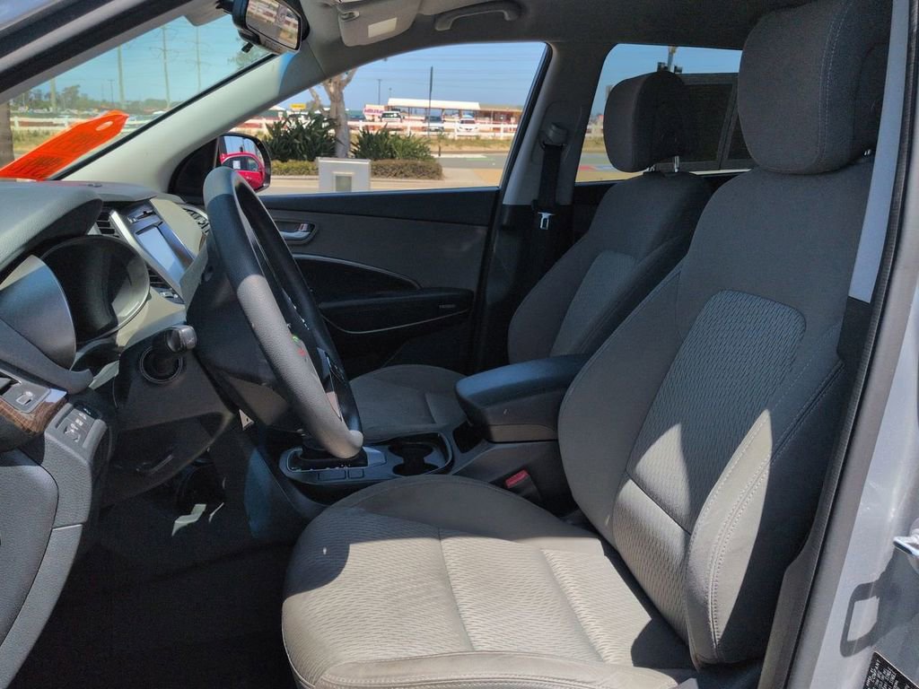 Used 2018 Hyundai Santa Fe SE FWD image 20