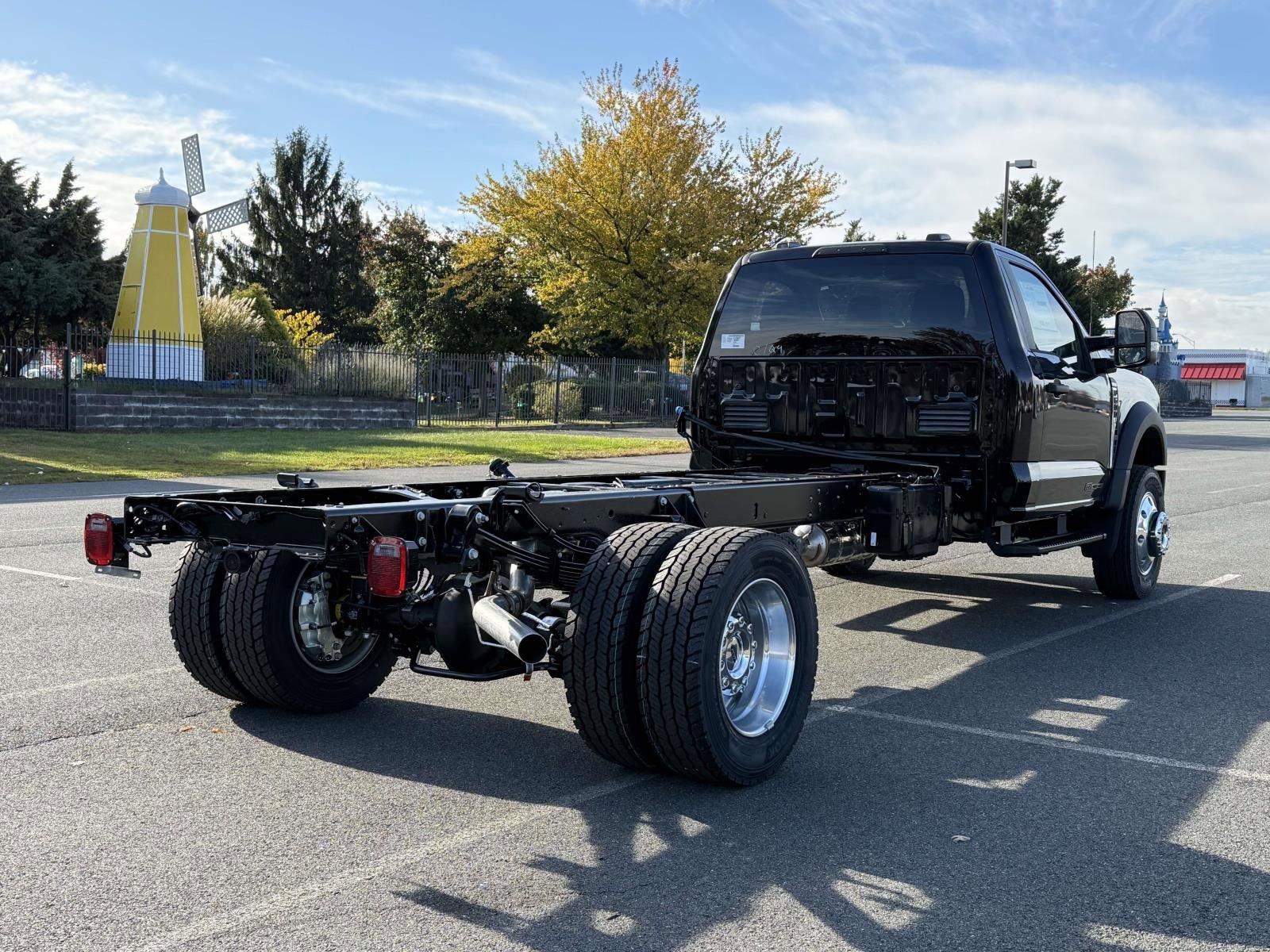 New 2026 Ford F600 4x4 Regular Cab Super Duty w/ XLT Value Package image 2