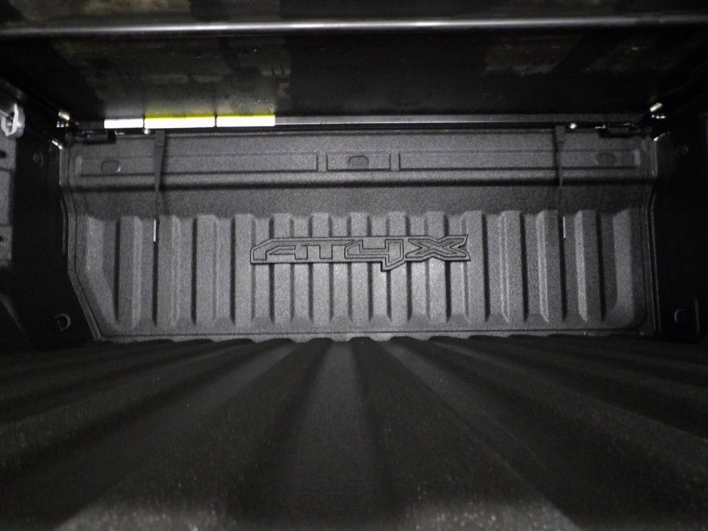 Used 2022 GMC Sierra 1500 AT4X image 39