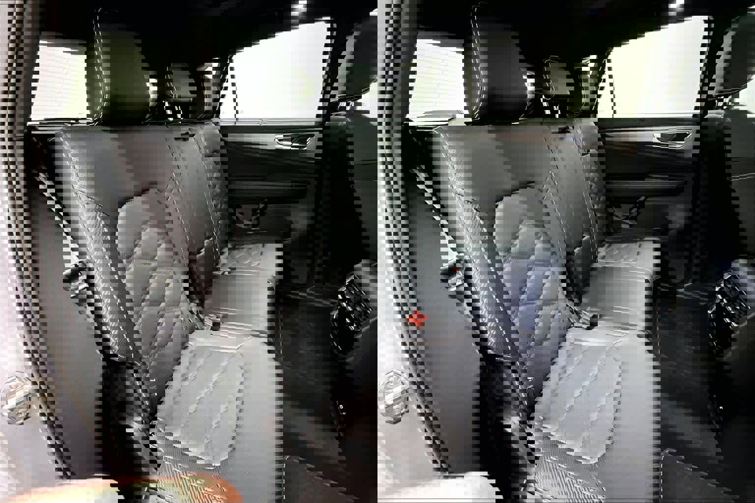 Used 2024 Volkswagen Atlas Cross Sport SE w/ Panoramic Sunroof Package image 20