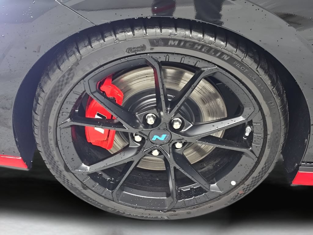 New 2026 Hyundai Elantra N FWD image 41
