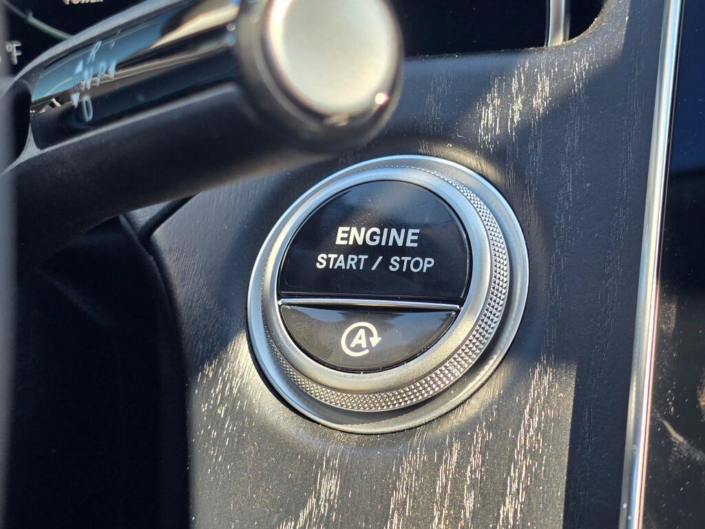 New 2026 Mercedes-Benz E 350 4MATIC Sedan image 40